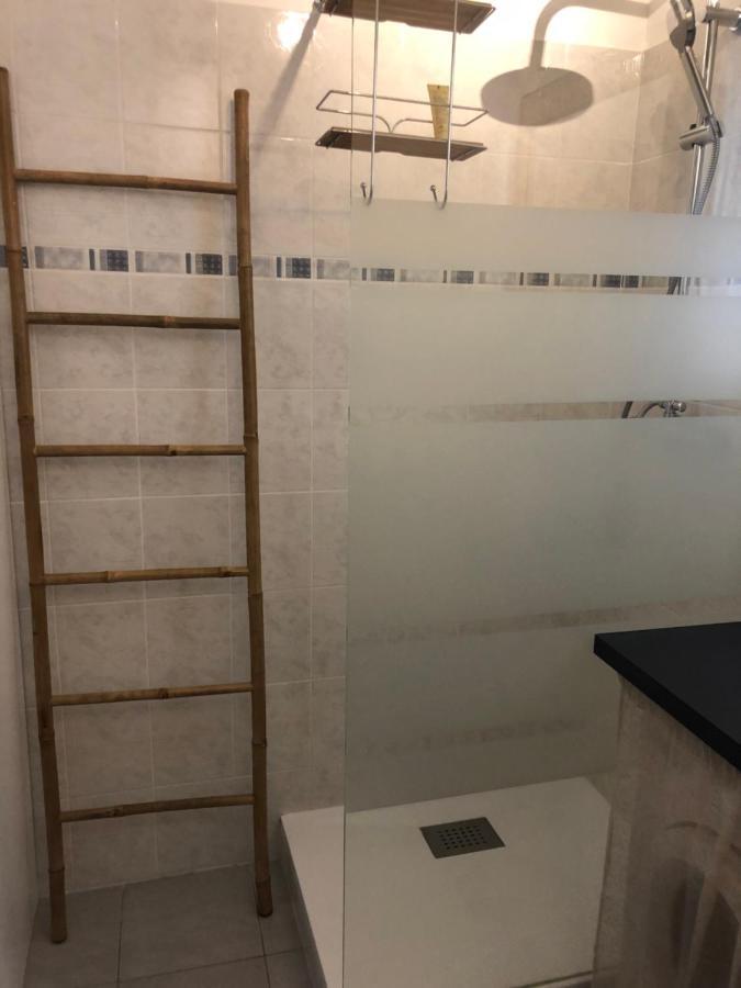 Le Limasset Apartment Avignon Bagian luar foto