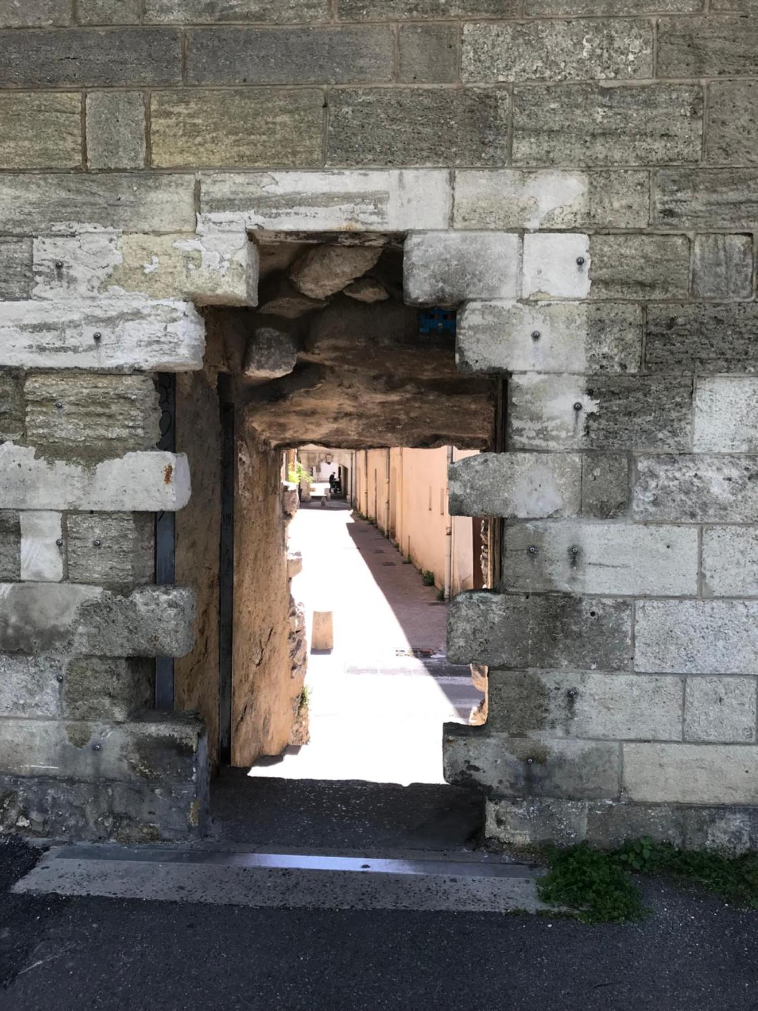 Le Limasset Apartment Avignon Bagian luar foto